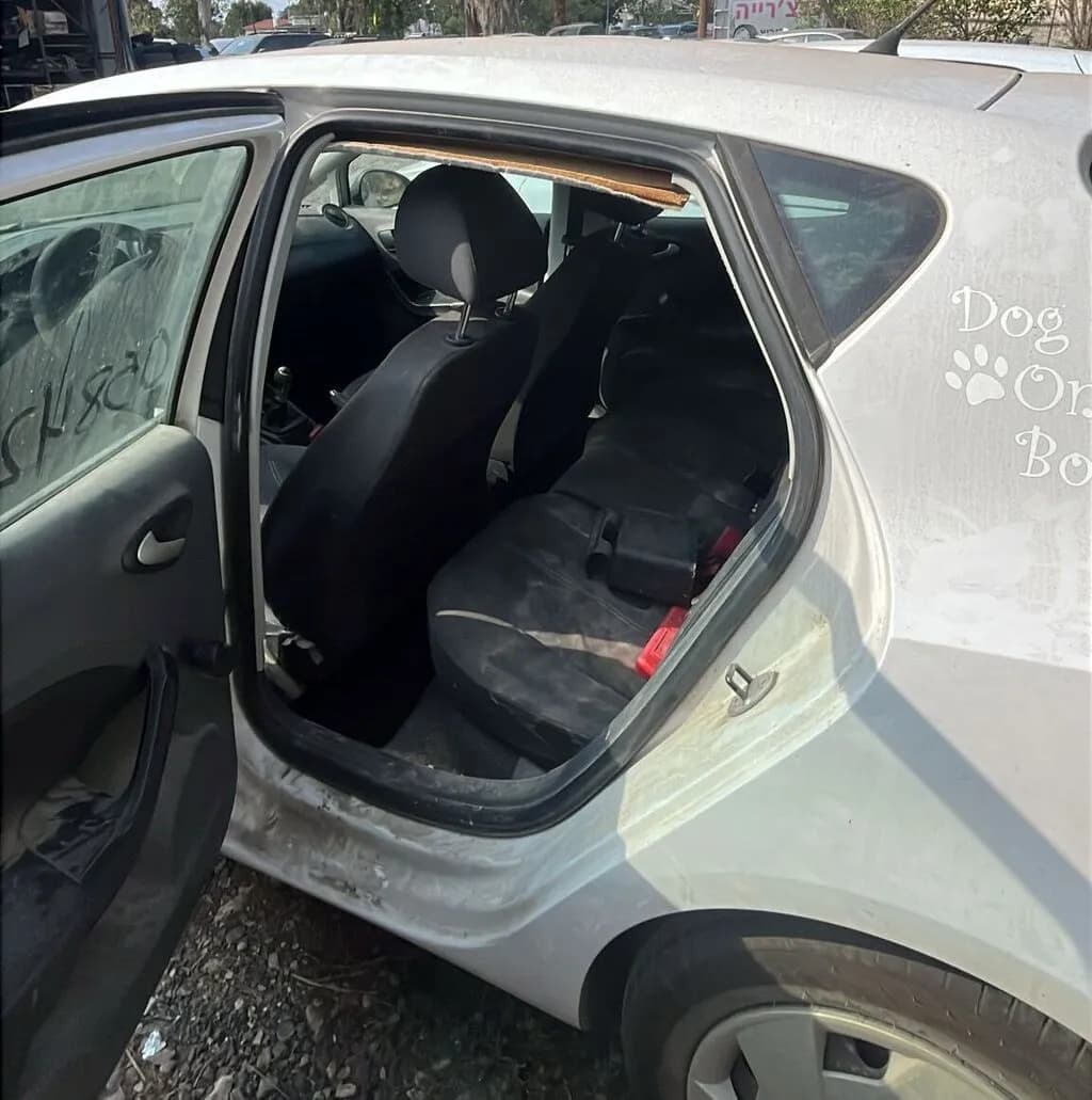 car-12